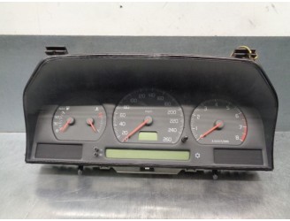 Recambio de cuadro instrumentos para volvo s70 berlina 2.5 cat referencia OEM IAM 9472519 9168144 