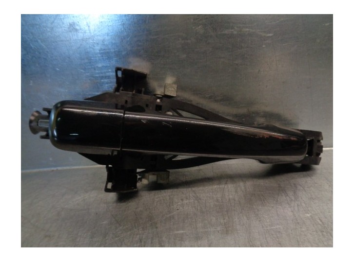 Recambio de maneta exterior delantera derecha para volvo s40 berlina 2.0 diesel cat referencia OEM IAM 
