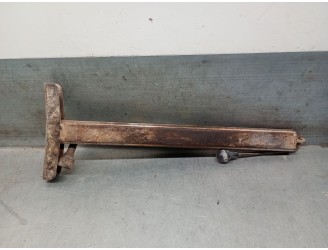 Recambio de gato para ford fiesta berl./express referencia OEM IAM 77FB17080AB  