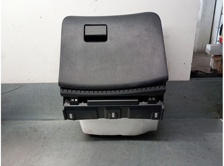 Recambio de guantera para nissan juke (f15) 1.5 dci referencia OEM IAM 68510BV90B 68510BV90B 