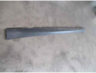 Recambio de faldon lateral para bmw x1 (e84) 2.0 turbodiesel cat referencia OEM IAM 