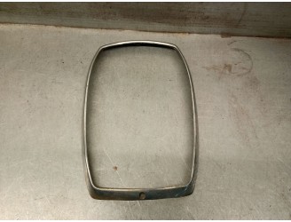 Recambio de cerquillo faro para mercedes-benz clase e (w114/w115) berlina 3.0 diesel referencia OEM IAM M110982 