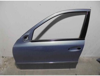 Recambio de puerta delantera izquierda para mercedes-benz clase e (w211) berlina 3.0 cdi cat referencia OEM IAM A2117201305 AZUL