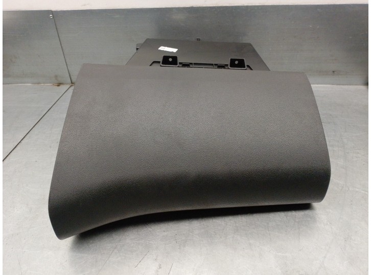 Recambio de guantera para citroën berlingo referencia OEM IAM 9817994777 9824544577 