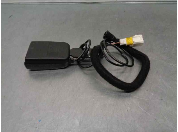 Recambio de enganche cinturon para peugeot 1007 sport referencia OEM IAM 80414800  