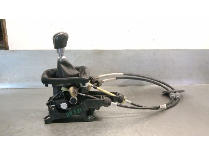 Recambio de palanca cambio para ford focus iii turnier 1.0 ecoboost referencia OEM IAM F1FR7C453CKE 2121192 