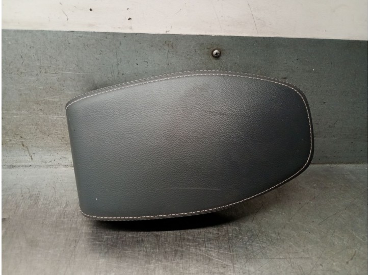 Recambio de apoyabrazos central para nissan juke (f16_) dig-t 117 referencia OEM IAM 969206PA0A 969206PA0A 