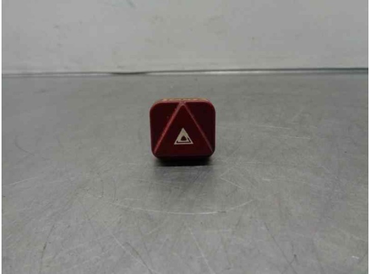 Recambio de warning para peugeot 1007 sport referencia OEM IAM 96464896KR  