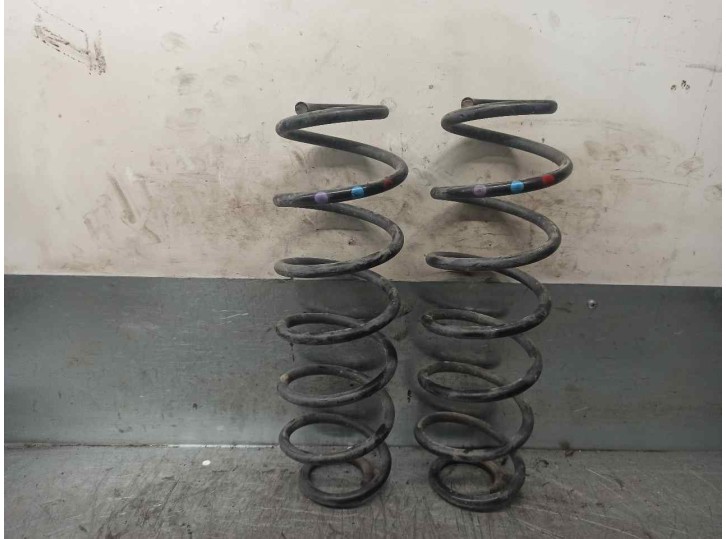 Replacement suspension spring for Peugeot 2008 (--.2013) 1.6 16V OEM IAM reference 3759841 