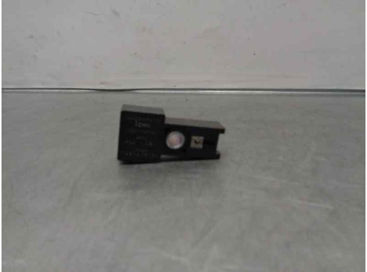 Recambio de sensor impacto para peugeot 1007 sport referencia OEM IAM 1490426080  