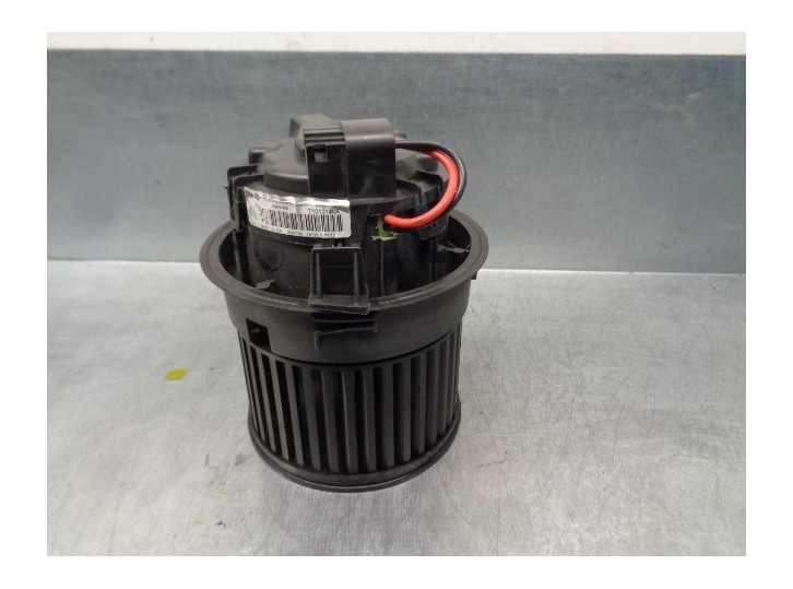 Recambio de motor calefaccion para peugeot 2008 (--.2013) 1.6 16v referencia OEM IAM T1013140A  VALEO