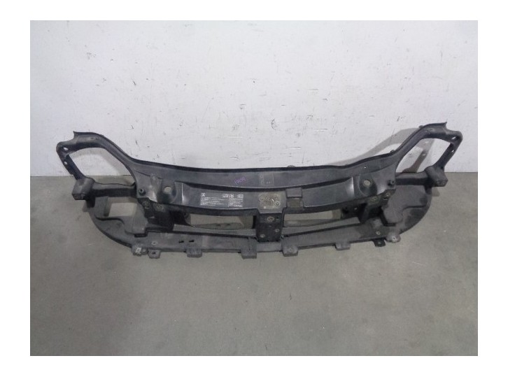 Recambio de panel frontal para nissan primastar (x83) 2.5 dci diesel cat referencia OEM IAM DE FIBRA 
