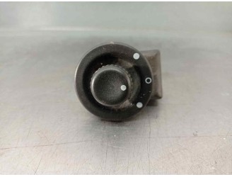 Replacement mirror control switch for Nissan Primastar (X83) 2.5 dCi Diesel CAT OEM IAM reference 8200002442A 