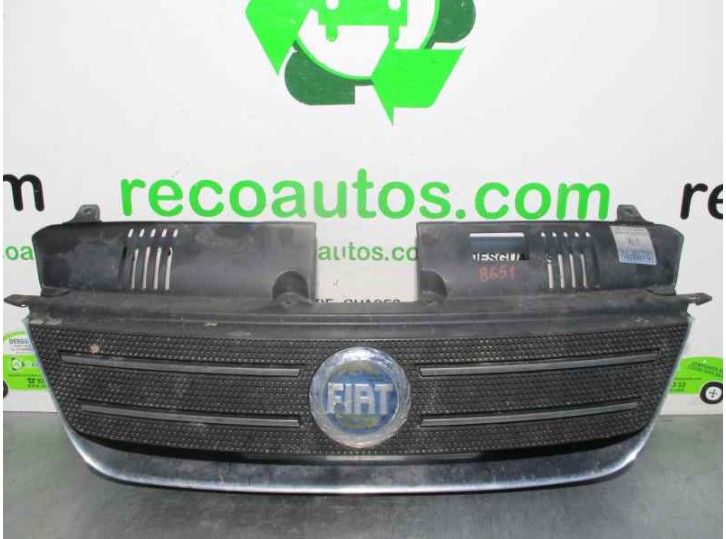 Replacement front grille for Fiat Idea (135) 1.9 JTD CAT OEM IAM reference 735357980 