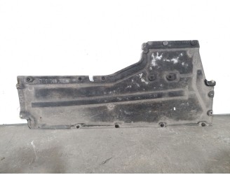 Recambio de cubrecarter para bmw 5 (g30, f90) 520 d referencia OEM IAM 51757351447 51757340779 CESTA 50 - CAMPA