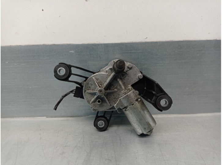 Recambio de motor limpia trasero para opel astra gtc 1.9 cdti referencia OEM IAM 1273081 0390201591 BOSCH
