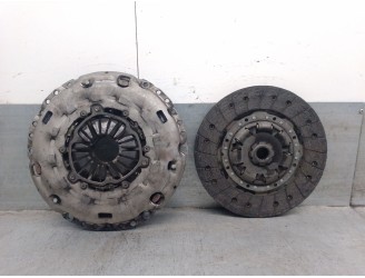 Recambio de kit embrague para opel zafira / zafira family b (a05) 1.9 cdti (m75) referencia OEM IAM 124035110 6606039 324039410 