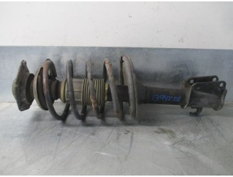 Recambio de amortiguador delantero izquierdo para lancia thema 2.0 16v cat referencia OEM IAM 82476251 334804 KYB