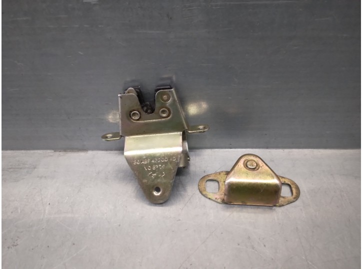 Recambio de cerradura maletero / porton para ford orion 1.6 referencia OEM IAM 86ABF43200AD 4 PUERTAS