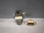 Recambio de cerradura maletero / porton para ford orion 1.6 referencia OEM IAM 86ABF43200AD 4 PUERTAS