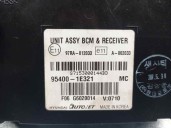 Replacement immobilizer control unit for Hyundai Accent (MC) 1.6 16V CAT OEM IAM reference 954001E321 97RA012033 