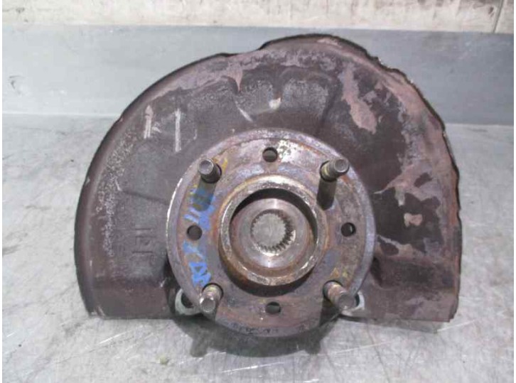 Recambio de mangueta delantera izquierda para volvo s40 berlina 1.9 diesel cat referencia OEM IAM 30884172 