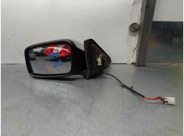 Replacement left wing mirror for Volvo S40 saloon 1.9 diesel cat OEM IAM reference 30886742 5 PINS 