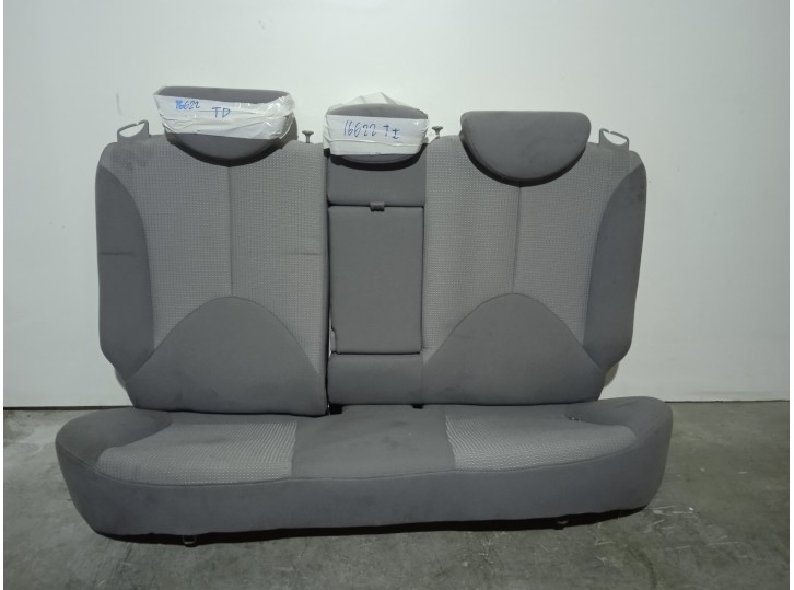 Recambio de asientos traseros para hyundai accent (mc) 1.6 16v cat referencia OEM IAM 891600N100QFY 891600N100QFY 