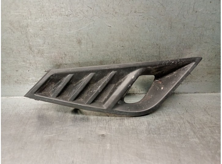 Recambio de rejilla paragolpes izquierda para nissan juke (f16_) dig-t 117 referencia OEM IAM 622576PA0A 