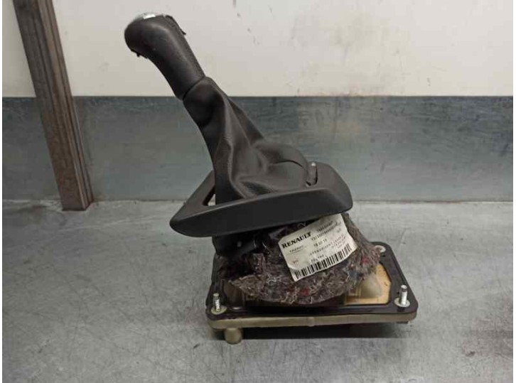 Recambio de palanca cambio para dacia lodgy 1.6 cat referencia OEM IAM 8200670972  
