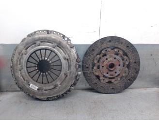 Recambio de kit embrague para volvo v60 i (155) 1.6 drive referencia OEM IAM BG917550CB 31492818 SACHS