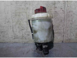 Replacement power steering reservoir for Fiat Doblò Cargo (223) 1.3 55kW OEM IAM reference 46767469 