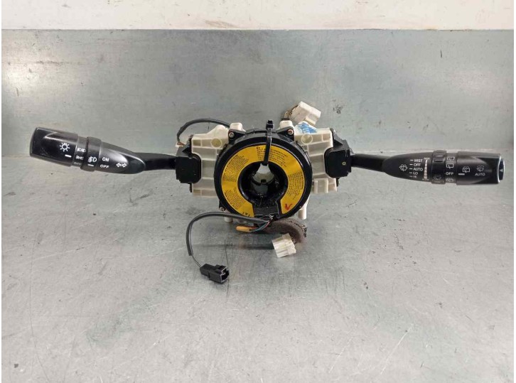 Recambio de mando luces para ssangyong kyron 2.0 referencia OEM IAM 8590009C41 6183AH1000 