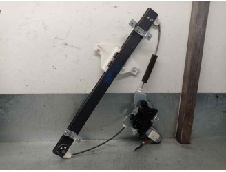 Recambio de elevalunas trasero derecho para ssangyong kyron 2.0 referencia OEM IAM 8810021012 2 PINES 5 PUERTAS