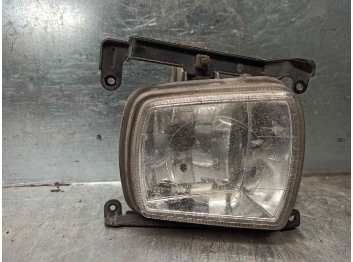 Replacement left fog light for Kia Rio II (JB) 1.5 CRDi OEM IAM reference 922011G0 2 PINS 5 DOORS
