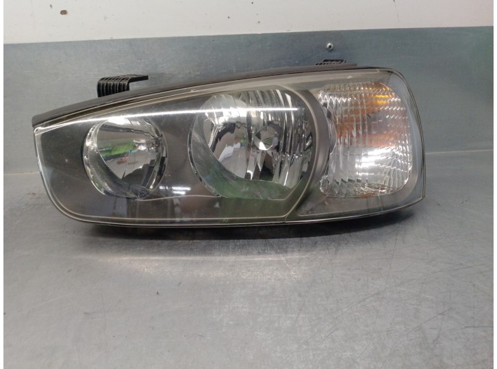 Recambio de faro izquierdo para hyundai elantra (xd) 2.0 crdi cat referencia OEM IAM 921012D  5 PURETAS