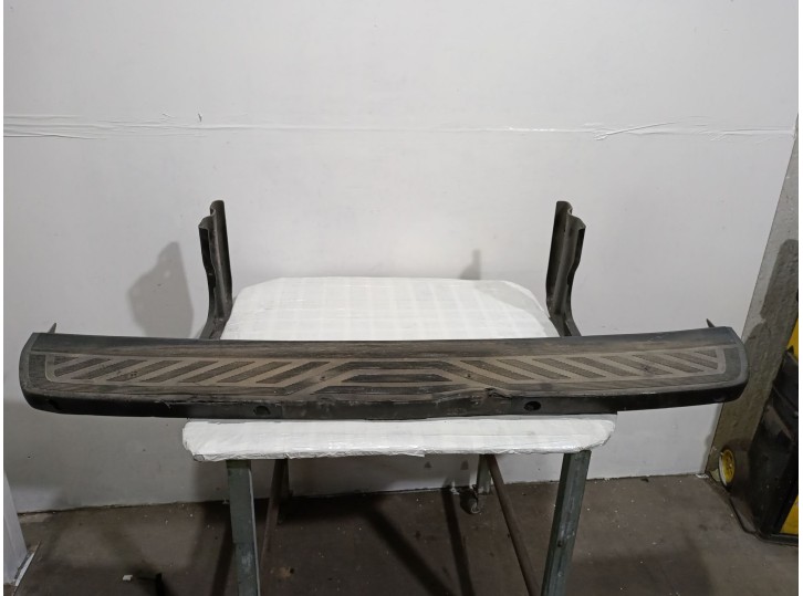 Recambio de estribo para hyundai h350 furgoneta 2.5 crdi referencia OEM IAM 8665059100CA 8665059100CA 