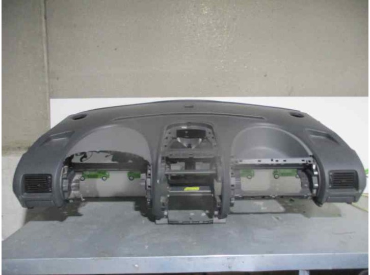 Recambio de salpicadero para peugeot expert kasten 1.6 16v hdi referencia OEM IAM  GRIS OSCURO 