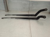 Recambio de brazo limpia delantero derecho para land rover discovery 2.7 td v6 cat referencia OEM IAM DKB500070PMD  