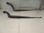 Recambio de brazo limpia delantero derecho para land rover discovery 2.7 td v6 cat referencia OEM IAM DKB500070PMD  