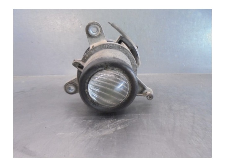 Replacement right fog light for Fiat Punto Berlina (188) 1.3 JTD CAT OEM IAM reference 468499661 