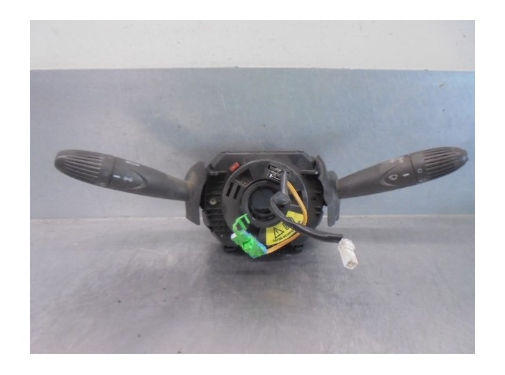 Recambio de mando luces para fiat punto berlina (188) 1.3 jtd cat referencia OEM IAM 735400222 