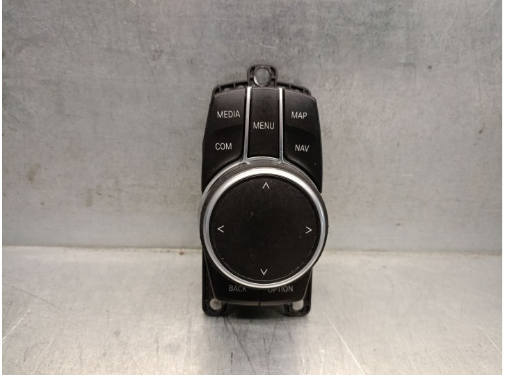 Recambio de mando multifuncion para bmw 5 (g30, f90) 520 d referencia OEM IAM 65826844224 