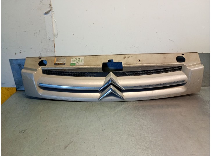 Recambio de rejilla delantera para citroën berlingo 2.0 hdi cat (rhy / dw10td) referencia OEM IAM 9644758177 7804N2 