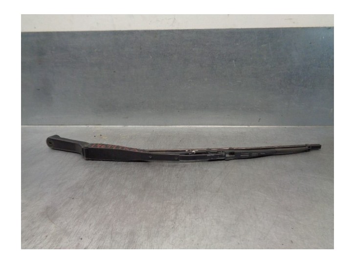 Recambio de brazo limpia trasero para toyota rav 4 funcruiser (a1) 2.0 16v cat referencia OEM IAM 