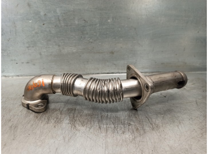 Recambio de tubo para iveco daily ka 2.3 diesel cat referencia OEM IAM 5801364090  