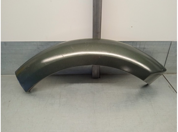 Recambio de aletin trasero izquierdo para land rover discovery 2.7 td v6 cat referencia OEM IAM DFK000055 