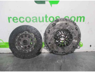 Replacement clutch kit for Volvo V40 Cross Country 2.0 diesel CAT OEM IAM reference 
