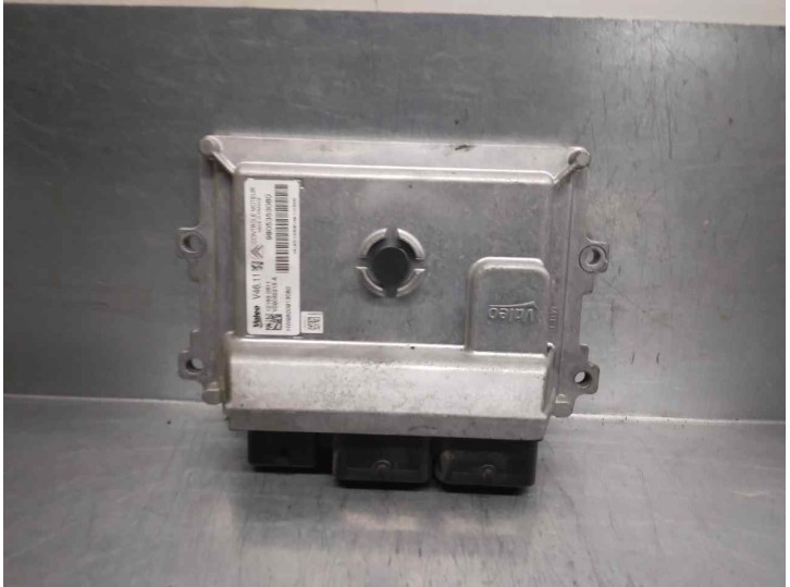 Recambio de centralita motor uce para peugeot 208 1.2 12v vti referencia OEM IAM 9805353080 V29032215A VALEO