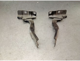 Recambio de bisagra capot para mazda cx-5 2.2 turbodiesel cat referencia OEM IAM KD5352410 KD5352410 